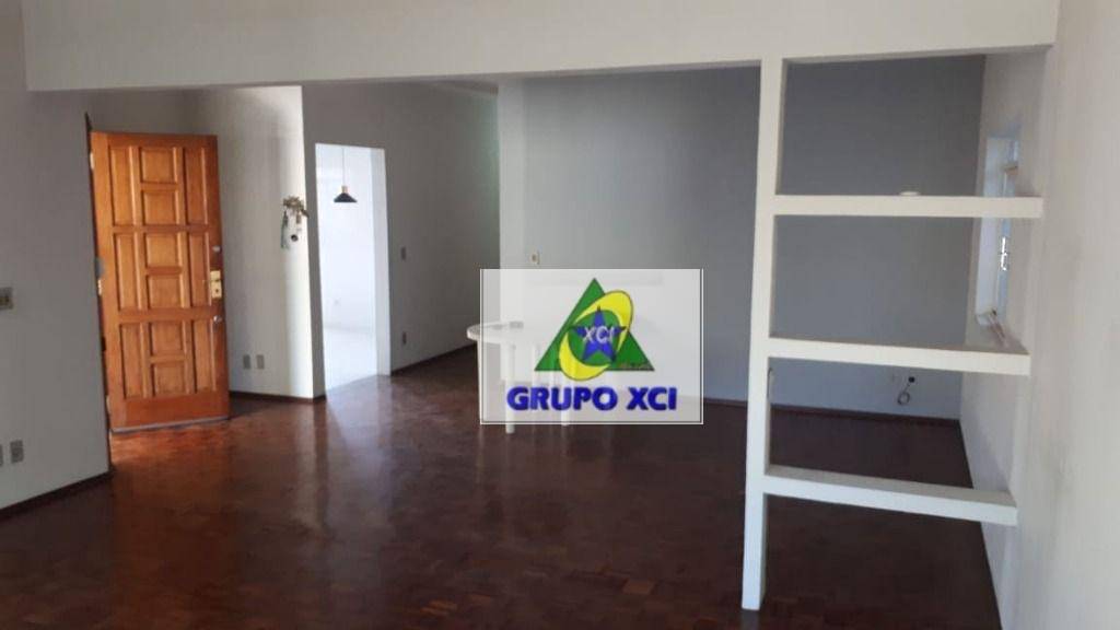 Casa à venda com 5 quartos, 315m² - Foto 7