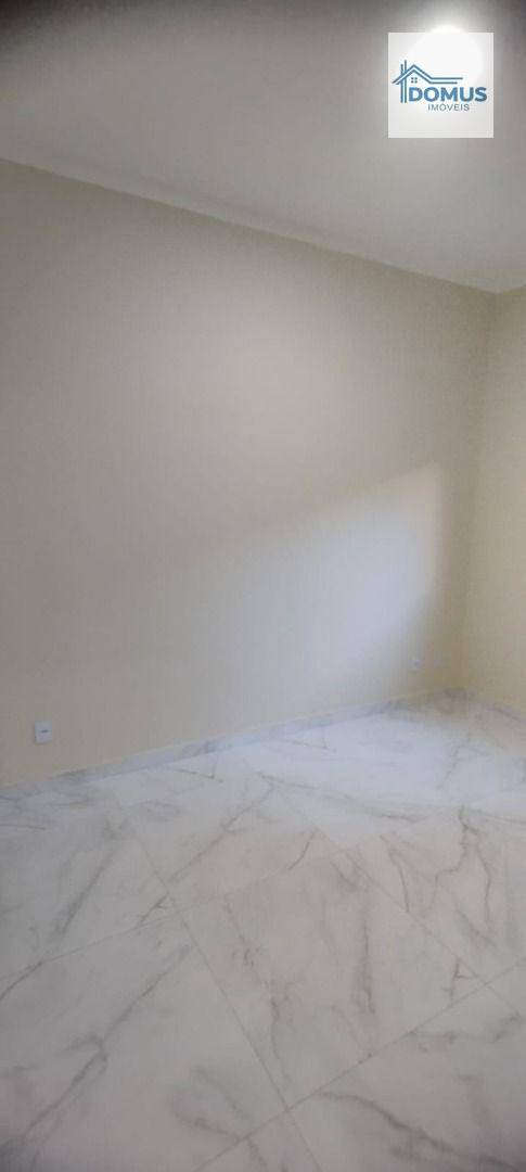 Casa à venda com 3 quartos, 110m² - Foto 11