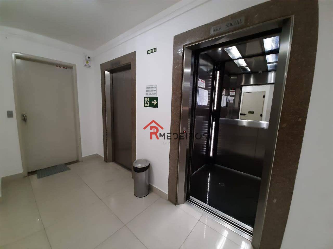 Apartamento à venda com 3 quartos, 94m² - Foto 13