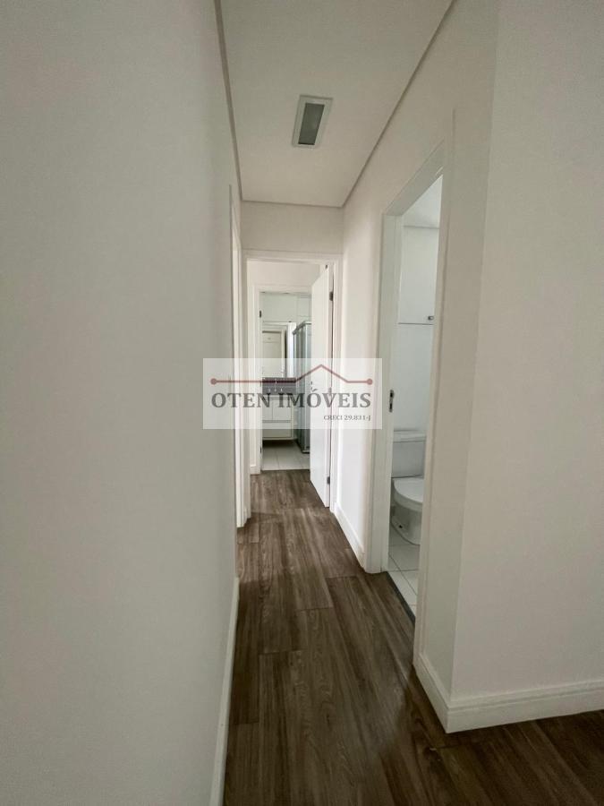 Apartamento à venda com 2 quartos, 62m² - Foto 11