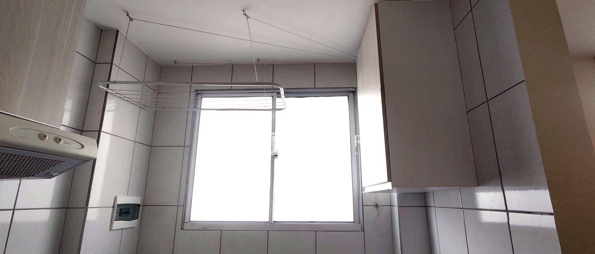 Apartamento à venda com 2 quartos, 40m² - Foto 12