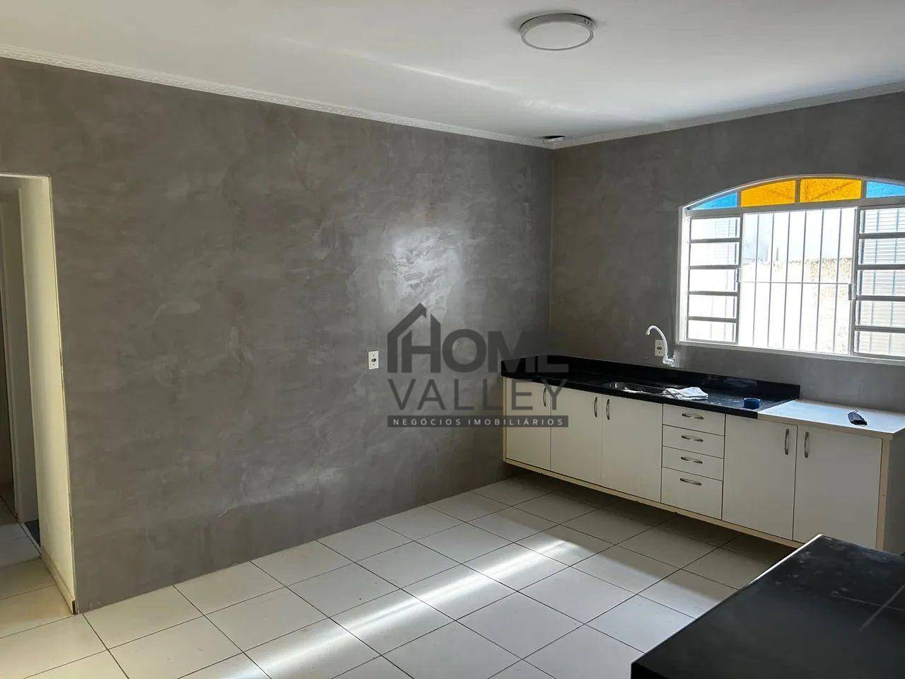 Casa à venda com 3 quartos, 100m² - Foto 5