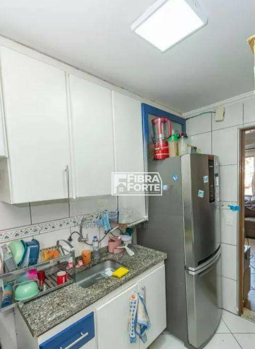 Apartamento à venda com 3 quartos, 70m² - Foto 9