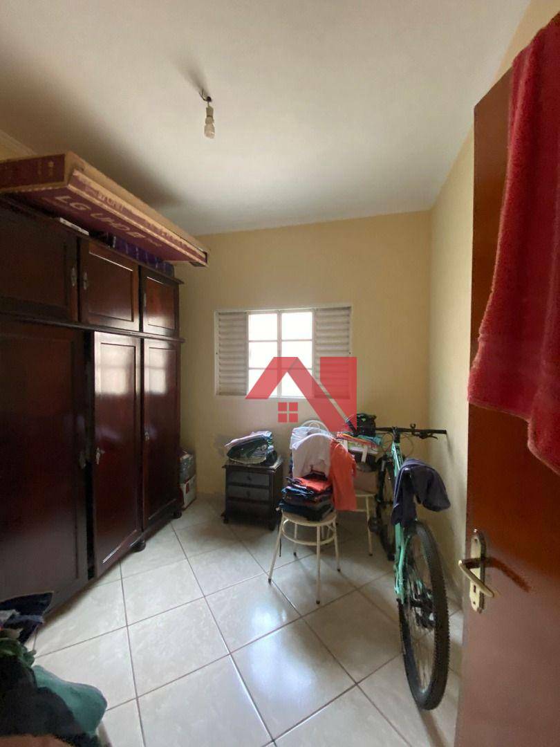 Casa à venda com 3 quartos, 130m² - Foto 3