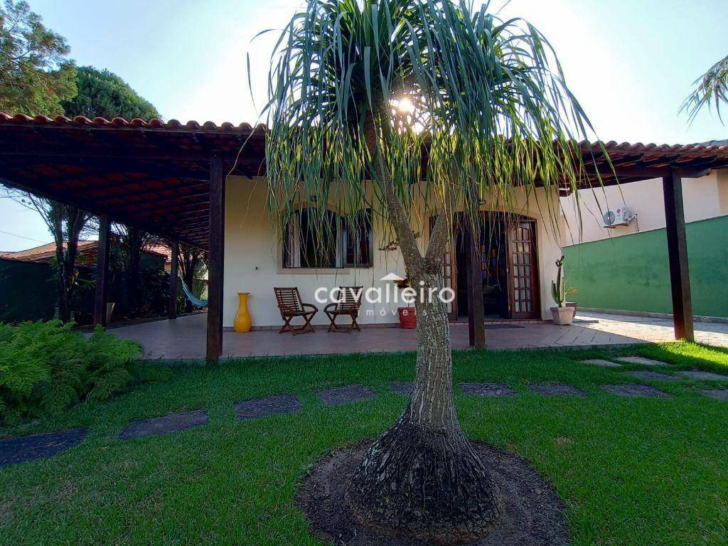 Casa à venda com 4 quartos, 275m² - Foto 2