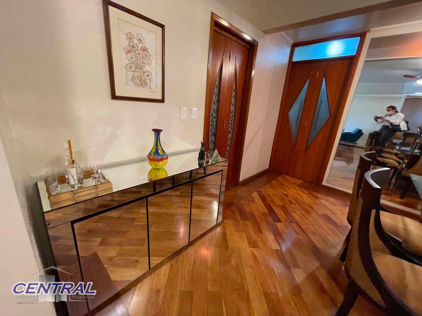 Apartamento à venda com 3 quartos, 112m² - Foto 8