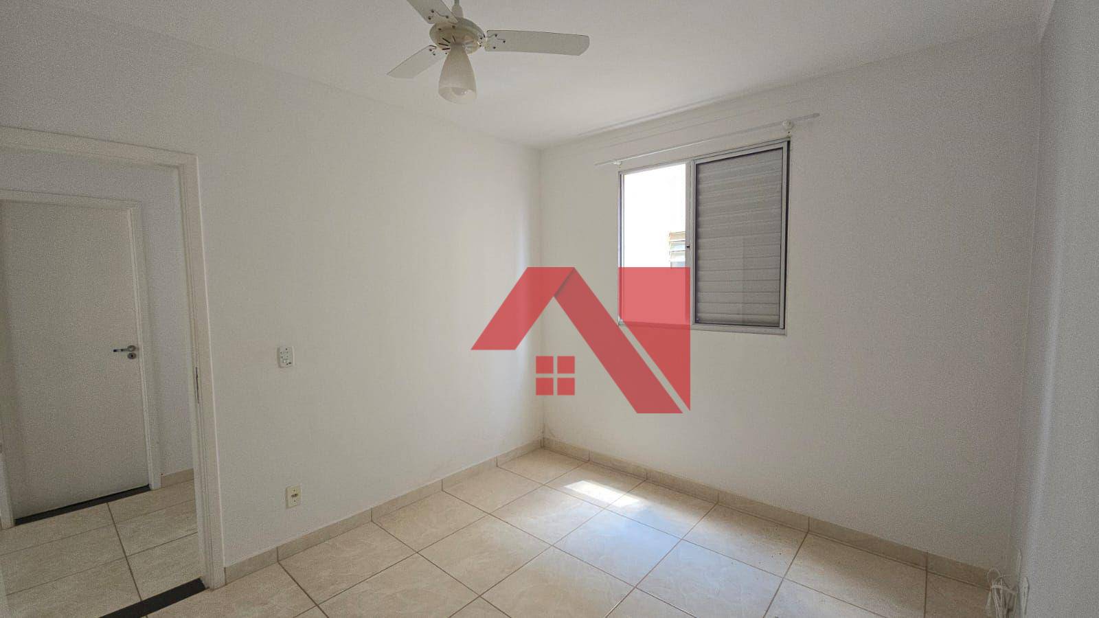 Apartamento à venda com 2 quartos, 48m² - Foto 13