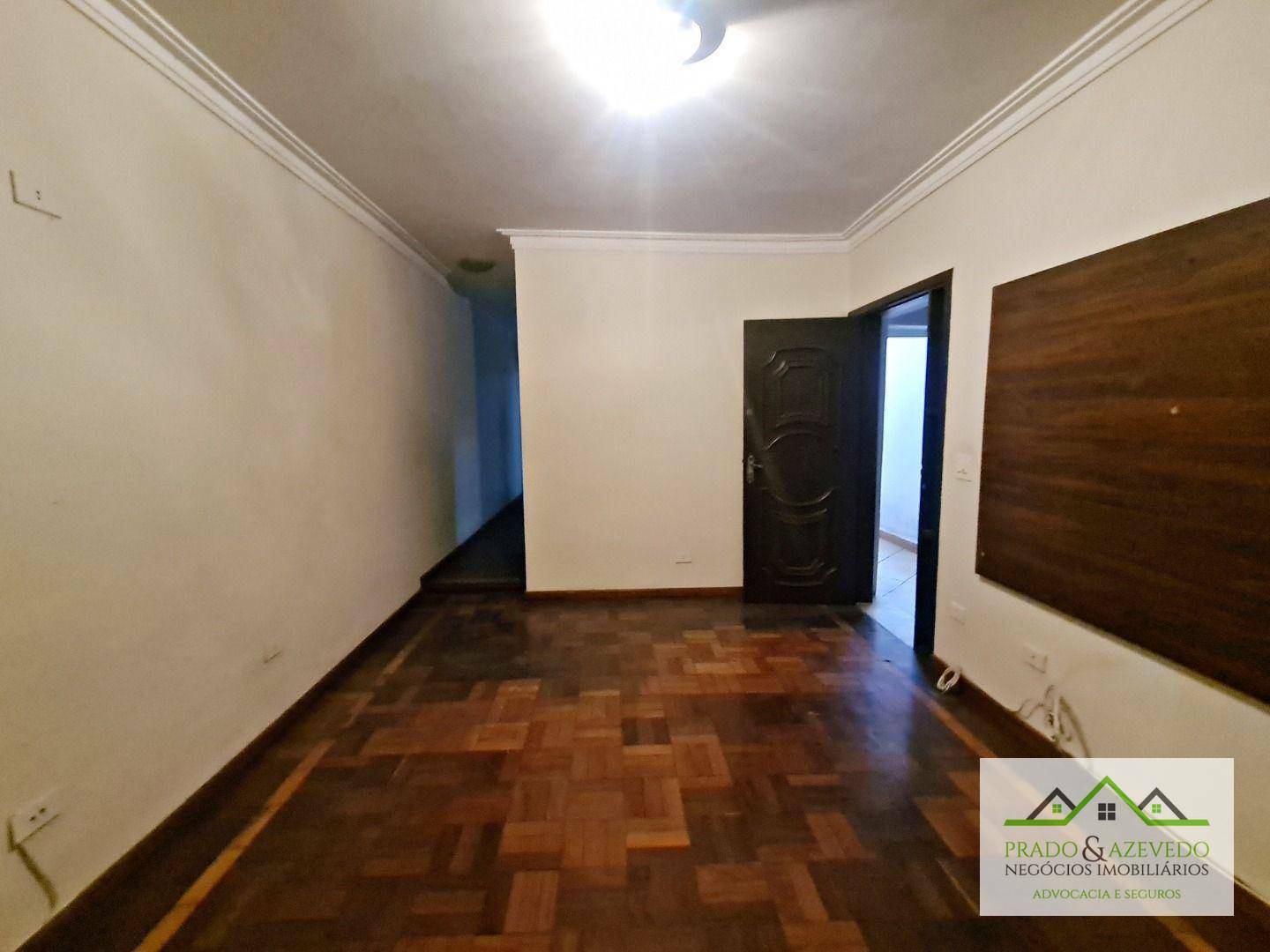 Casa à venda com 3 quartos, 202m² - Foto 6