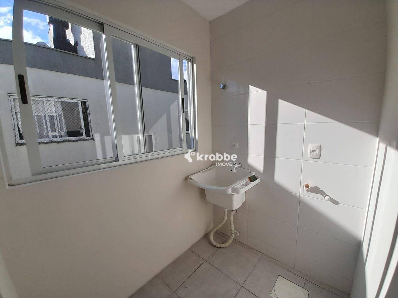 Apartamento para alugar com 2 quartos, 72m² - Foto 3