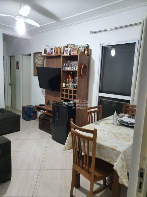 Apartamento à venda com 2 quartos, 54m² - Foto 1