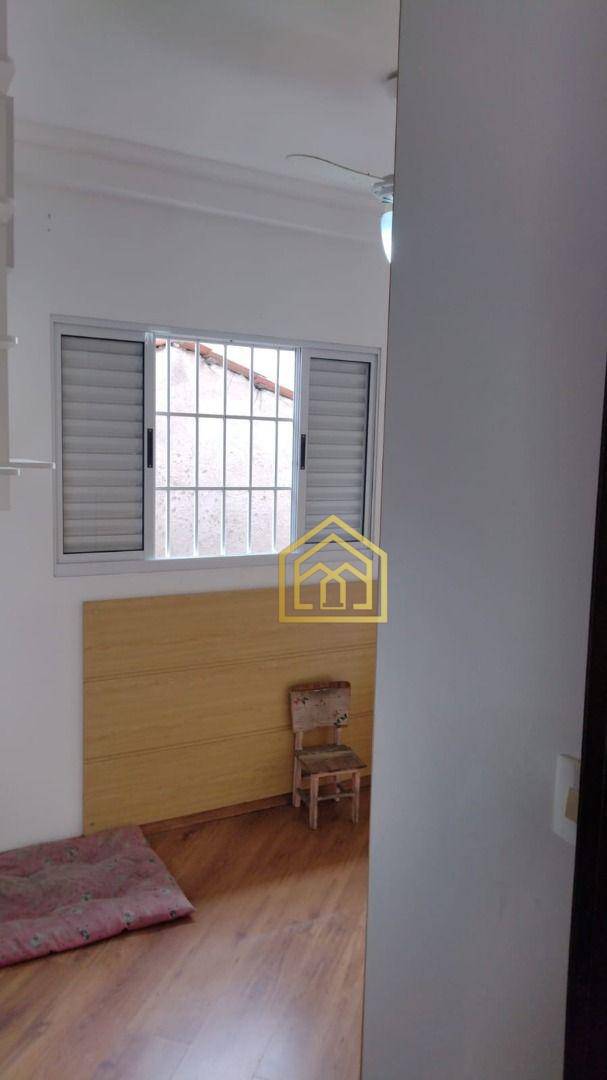 Sobrado à venda com 4 quartos, 250m² - Foto 15