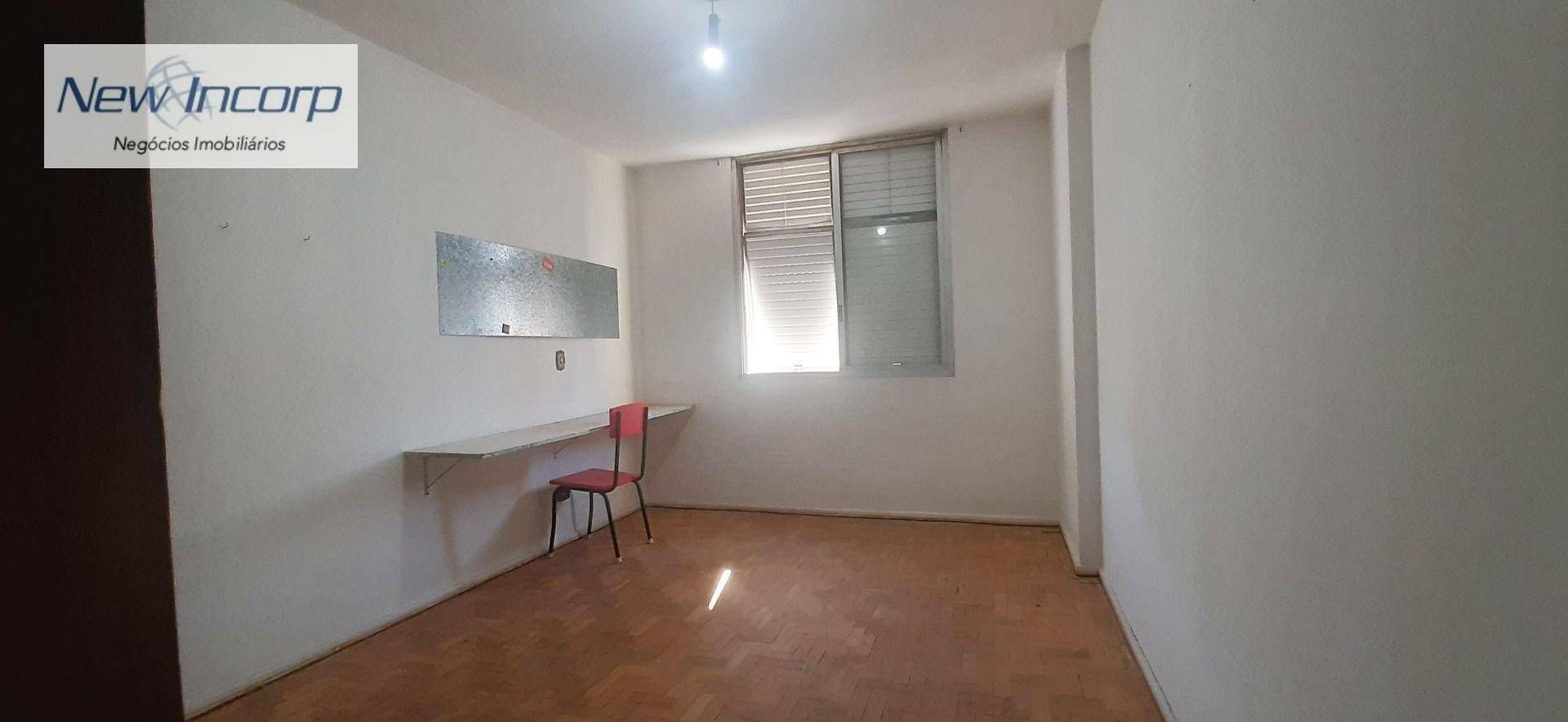 Apartamento à venda com 4 quartos, 210m² - Foto 25