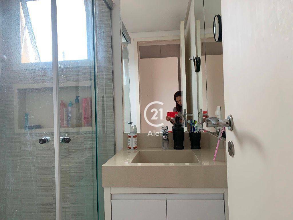 Apartamento à venda com 3 quartos, 81m² - Foto 17