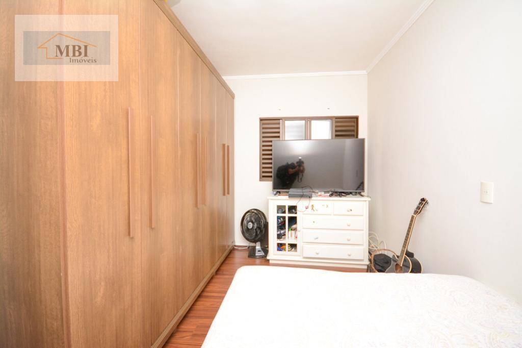 Sobrado à venda com 3 quartos, 240m² - Foto 13