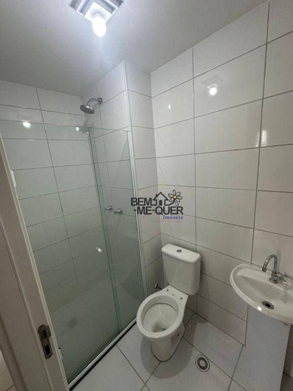 Apartamento à venda com 2 quartos, 42m² - Foto 17