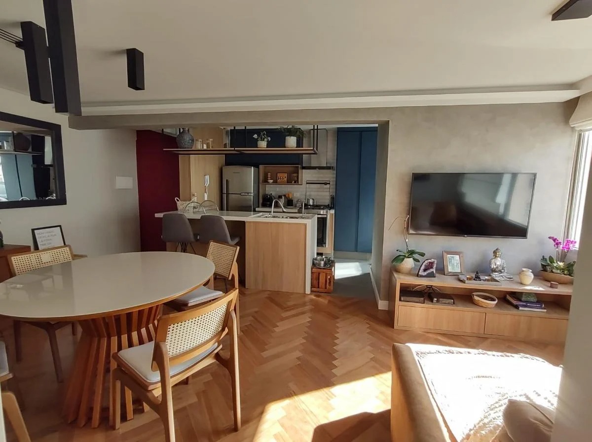 Apartamento à venda com 2 quartos, 75m² - Foto 1