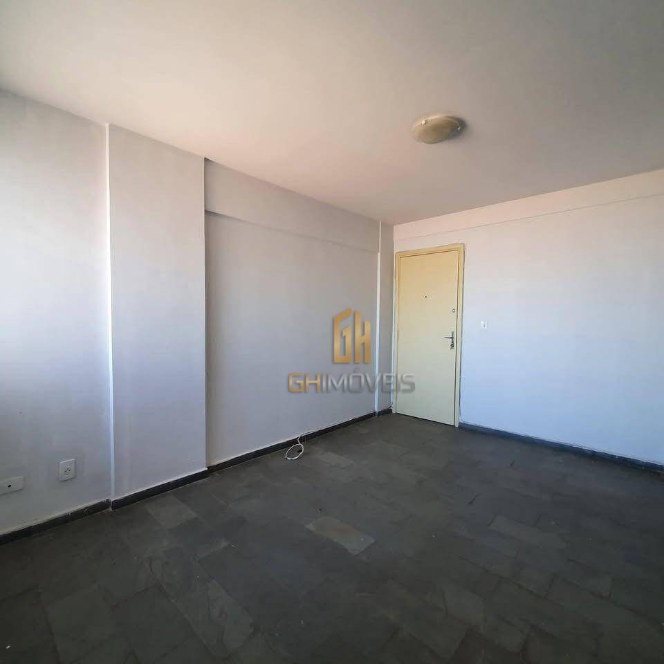 Apartamento para alugar com 2 quartos, 67m² - Foto 3