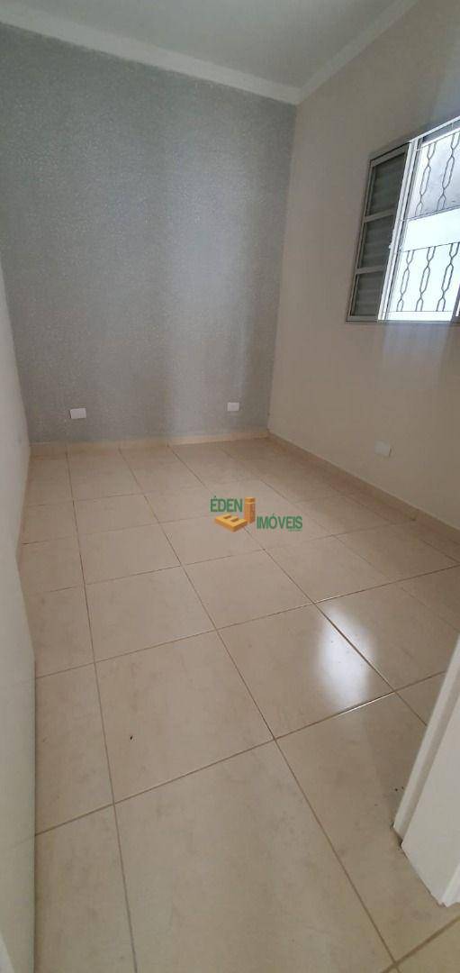 Casa à venda com 3 quartos, 130m² - Foto 12