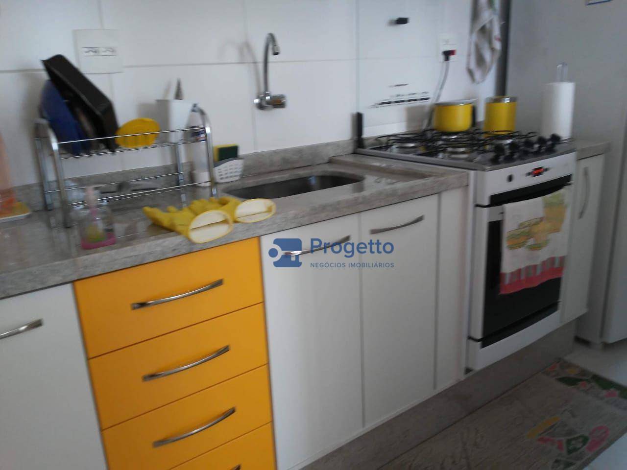 Apartamento à venda com 3 quartos, 72m² - Foto 3