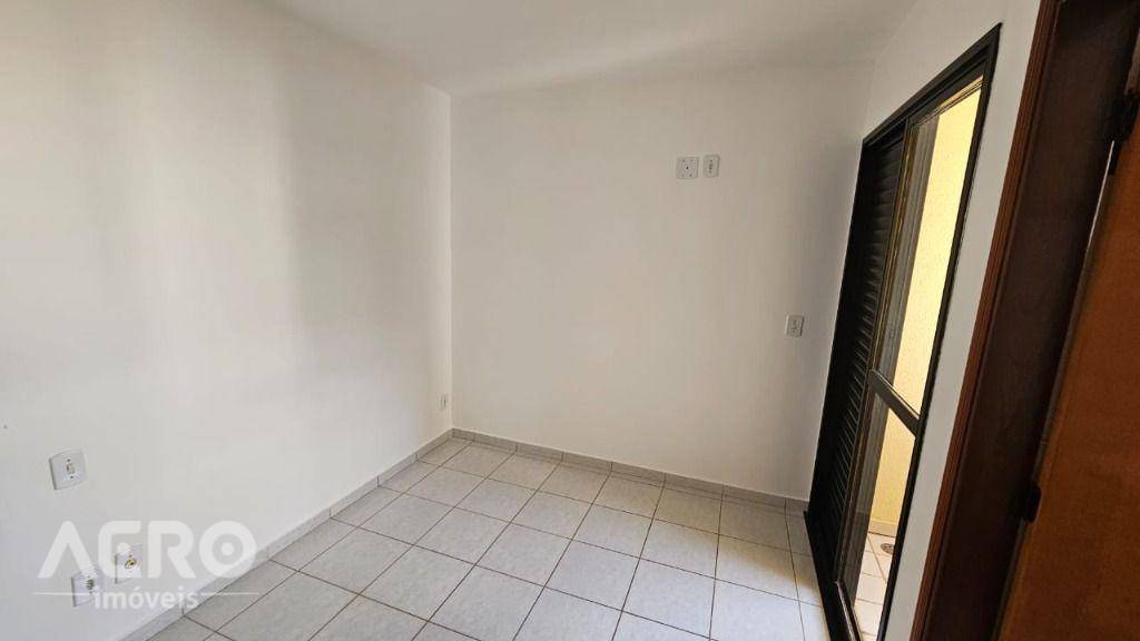Apartamento para alugar com 3 quartos, 74m² - Foto 15