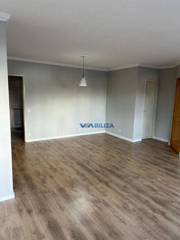 Apartamento à venda com 3 quartos, 125m² - Foto 23