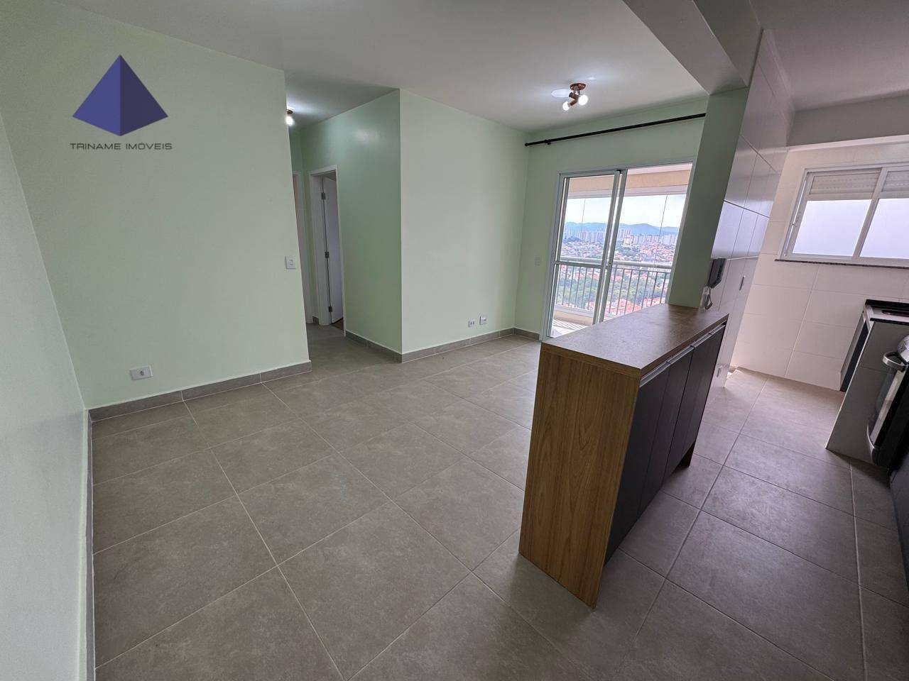 Apartamento à venda com 2 quartos, 61m² - Foto 1