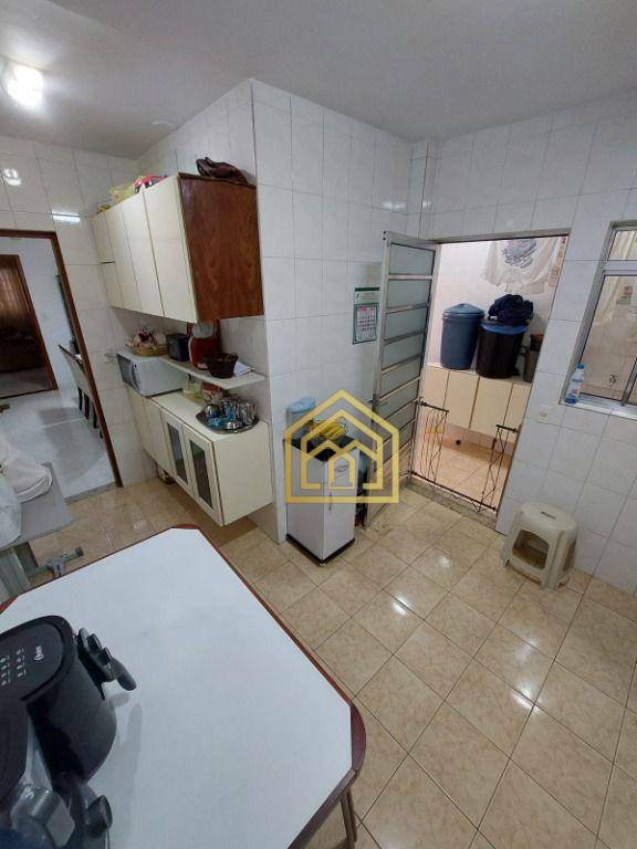 Sobrado à venda com 3 quartos, 120m² - Foto 23