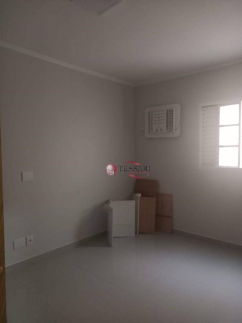 Apartamento para alugar com 3 quartos, 96m² - Foto 5