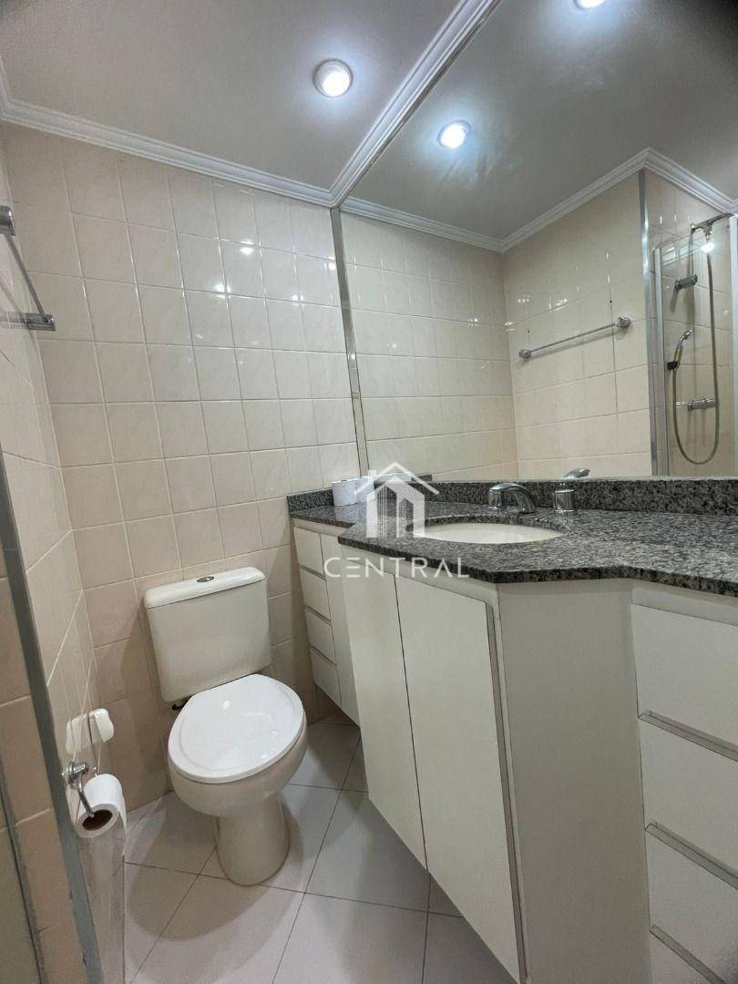Apartamento para alugar com 3 quartos, 84m² - Foto 20