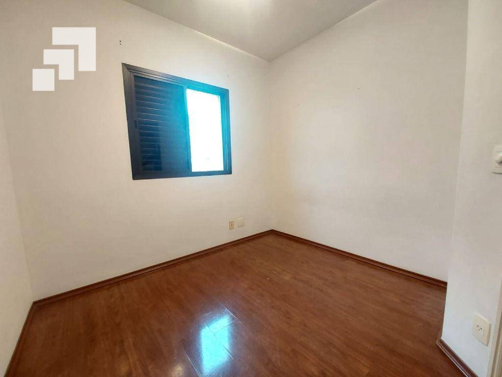 Apartamento para alugar com 3 quartos, 102m² - Foto 19