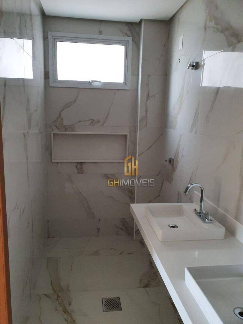 Apartamento à venda com 3 quartos, 154m² - Foto 10