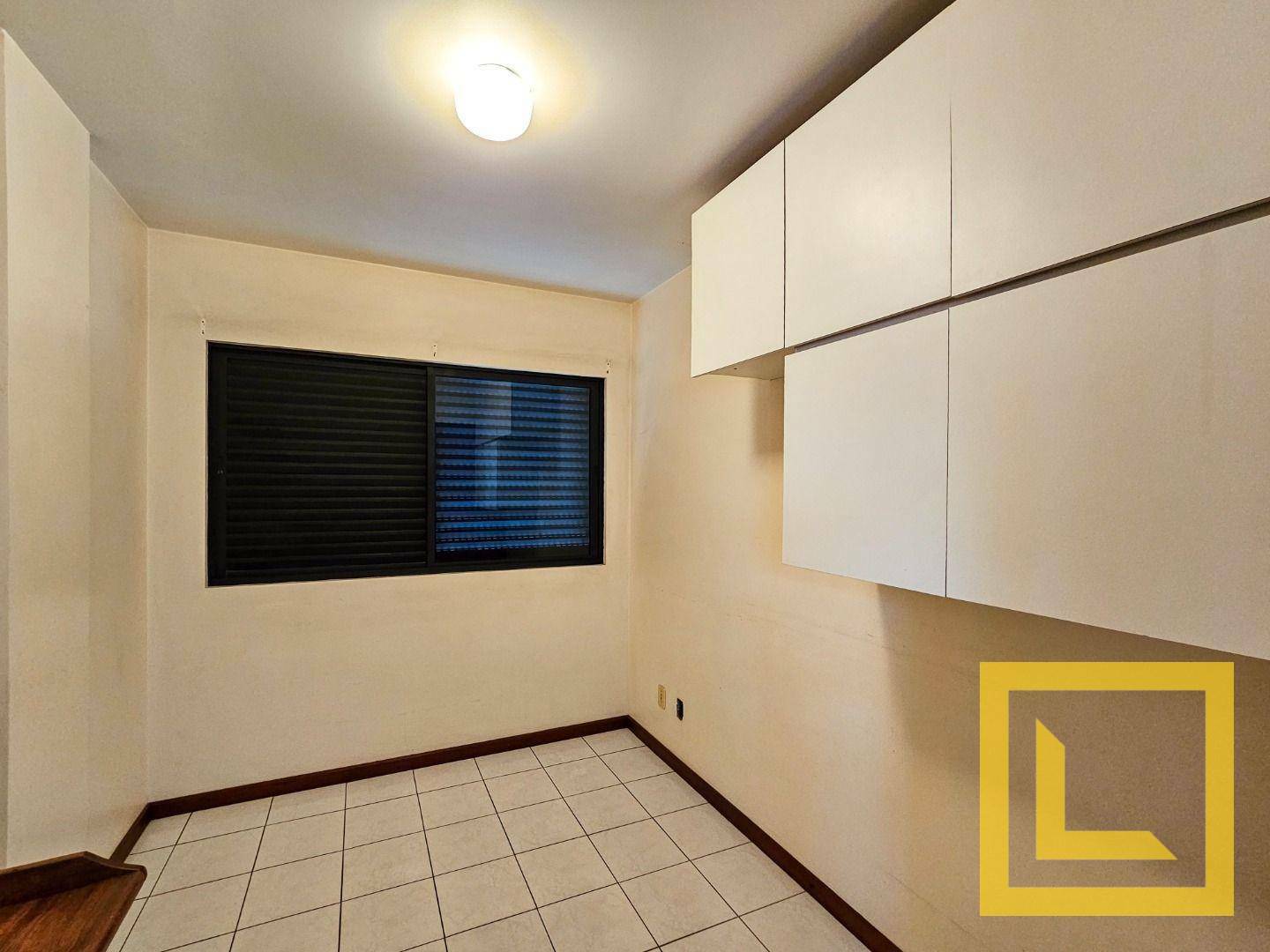 Apartamento à venda com 3 quartos, 135m² - Foto 12