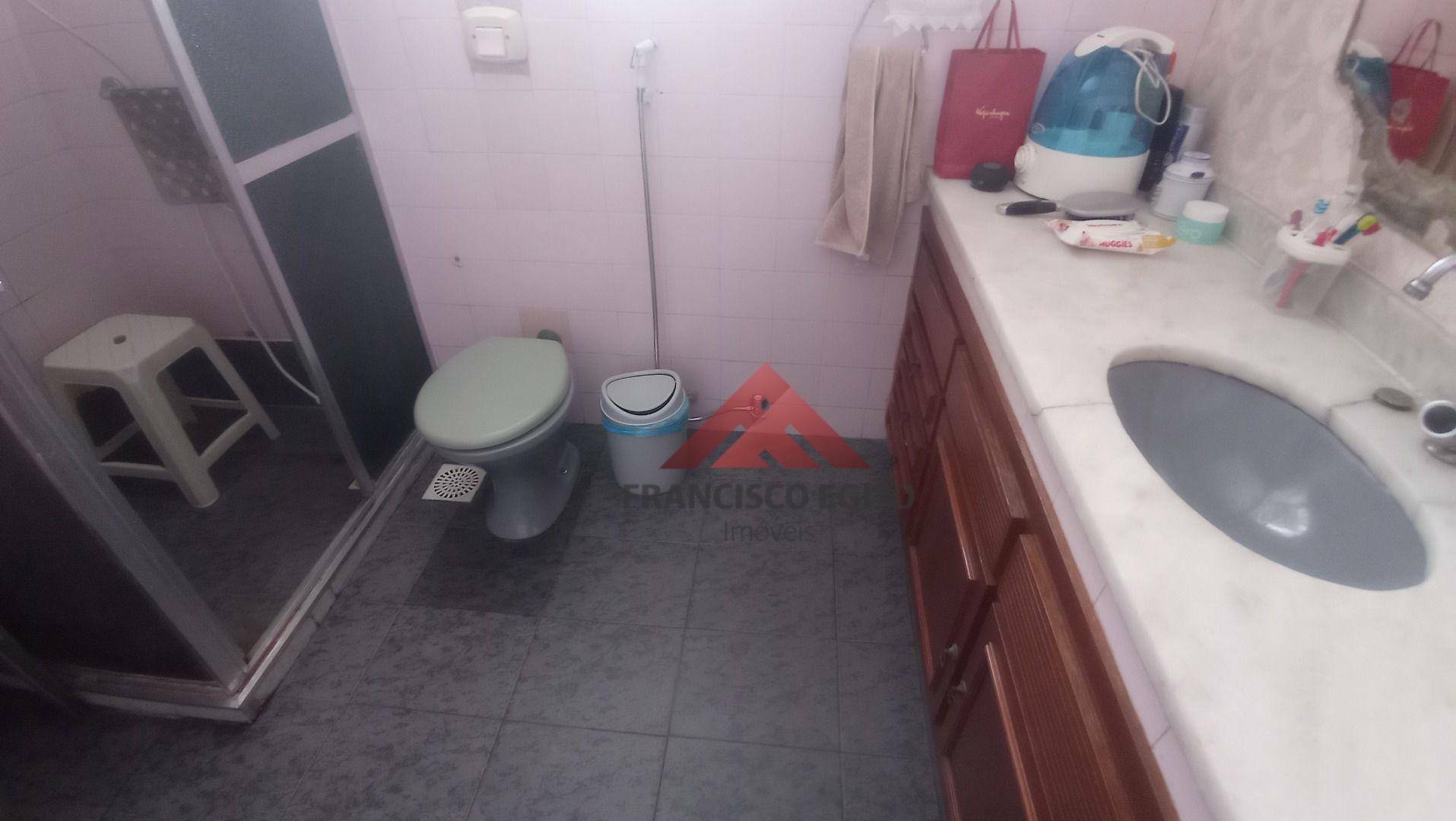 Casa à venda com 4 quartos, 120m² - Foto 17