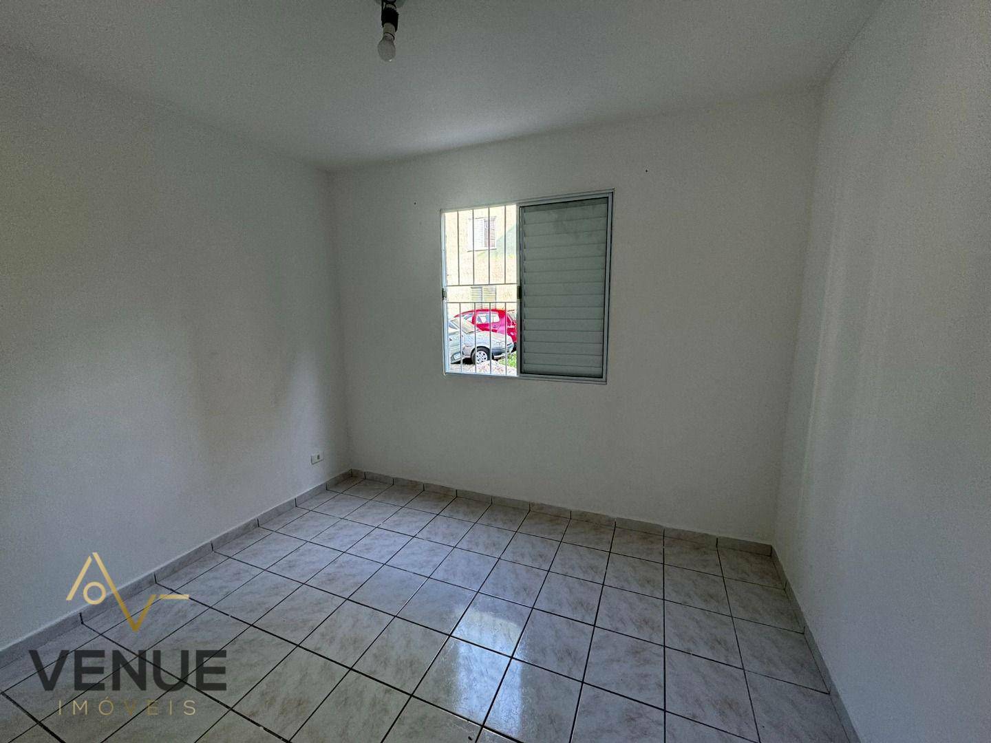 Apartamento à venda com 2 quartos, 45m² - Foto 12