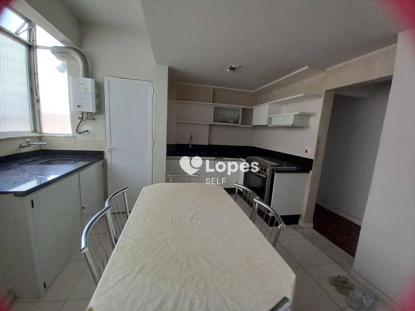 Apartamento à venda com 3 quartos, 98m² - Foto 11