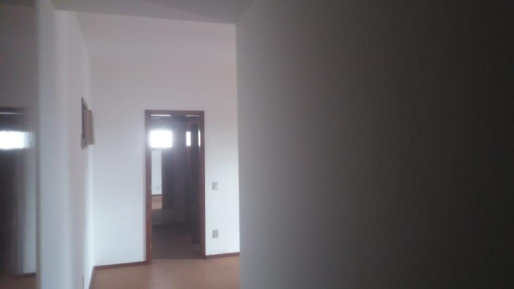 Apartamento para alugar com 4 quartos, 320m² - Foto 20