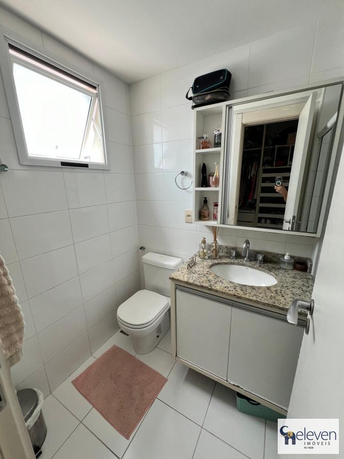 Apartamento à venda com 2 quartos, 75m² - Foto 18