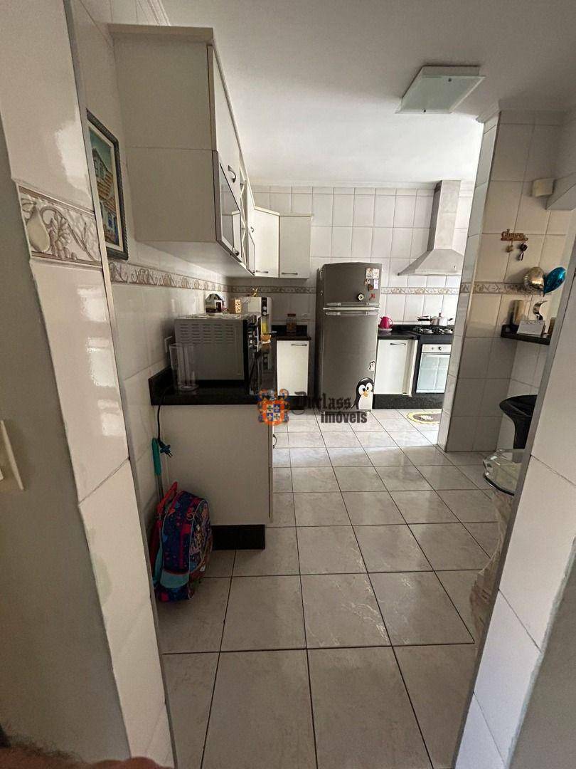 Apartamento à venda com 3 quartos, 107m² - Foto 27