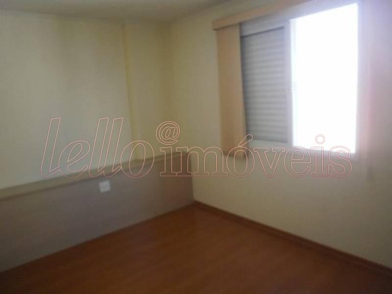 Apartamento para alugar com 3 quartos, 82m² - Foto 7