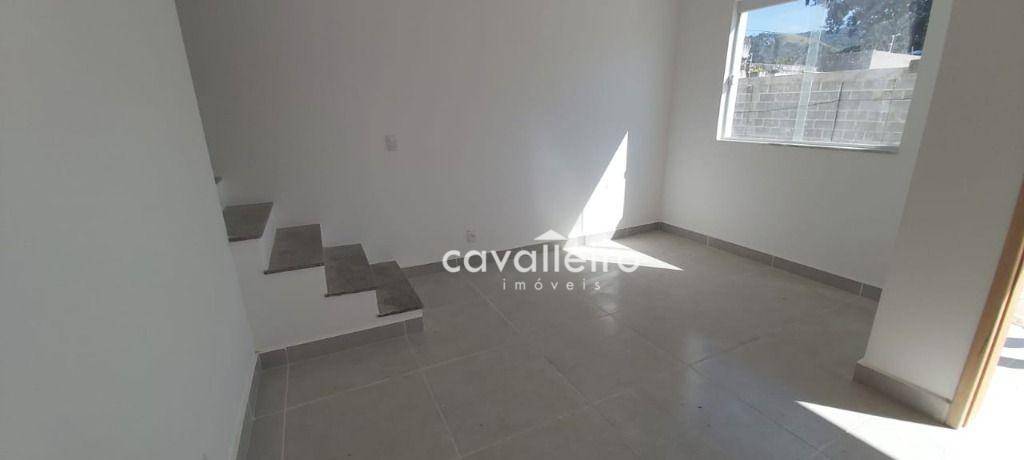 Casa à venda com 2 quartos, 60m² - Foto 11