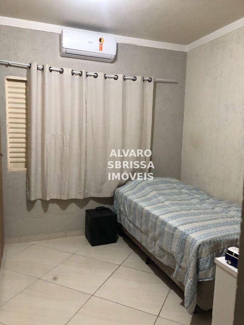 Casa à venda com 3 quartos, 84m² - Foto 13