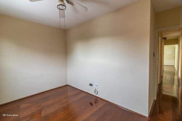 Apartamento à venda com 2 quartos, 65m² - Foto 2