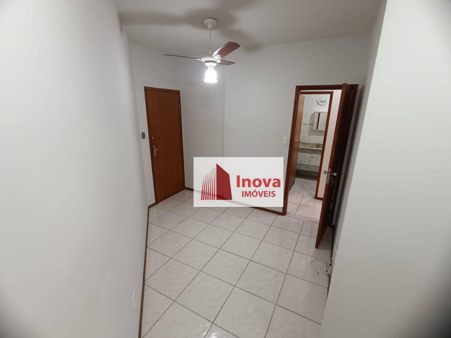 Apartamento para alugar com 3 quartos, 80m² - Foto 3