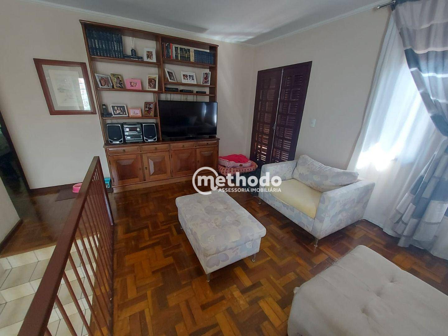 Casa à venda com 3 quartos, 213m² - Foto 5