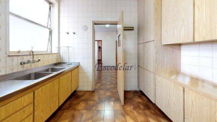 Apartamento à venda com 4 quartos, 325m² - Foto 9