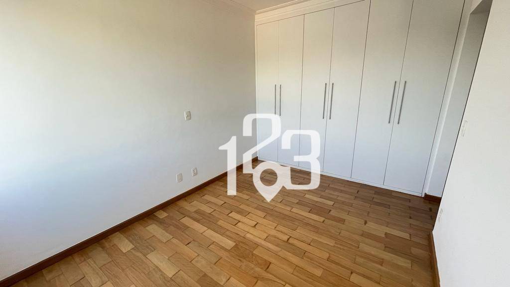 Cobertura à venda e aluguel com 3 quartos, 360m² - Foto 35