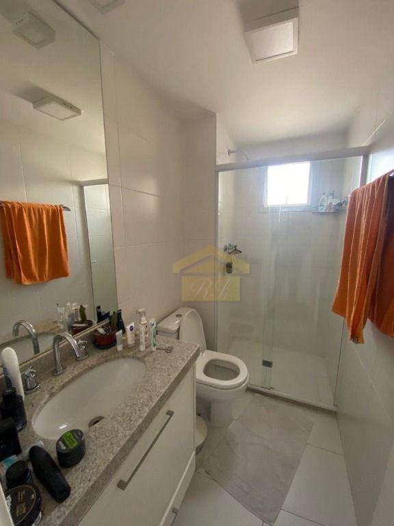 Apartamento à venda com 2 quartos, 70m² - Foto 14