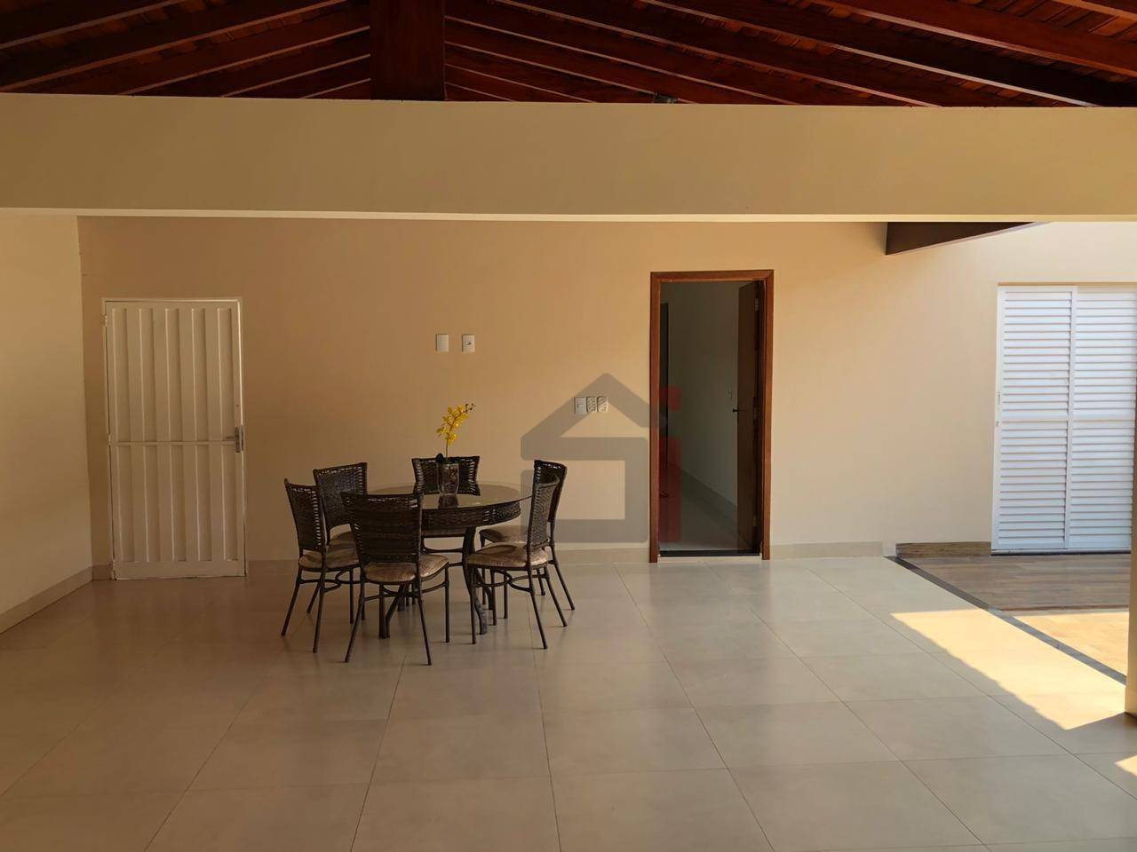 Casa à venda com 5 quartos, 230m² - Foto 6