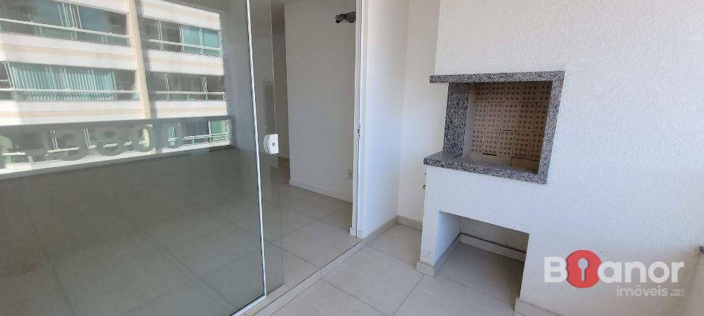 Apartamento à venda com 3 quartos, 8107m² - Foto 5