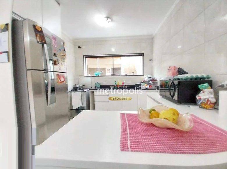 Sobrado à venda com 3 quartos, 206m² - Foto 13